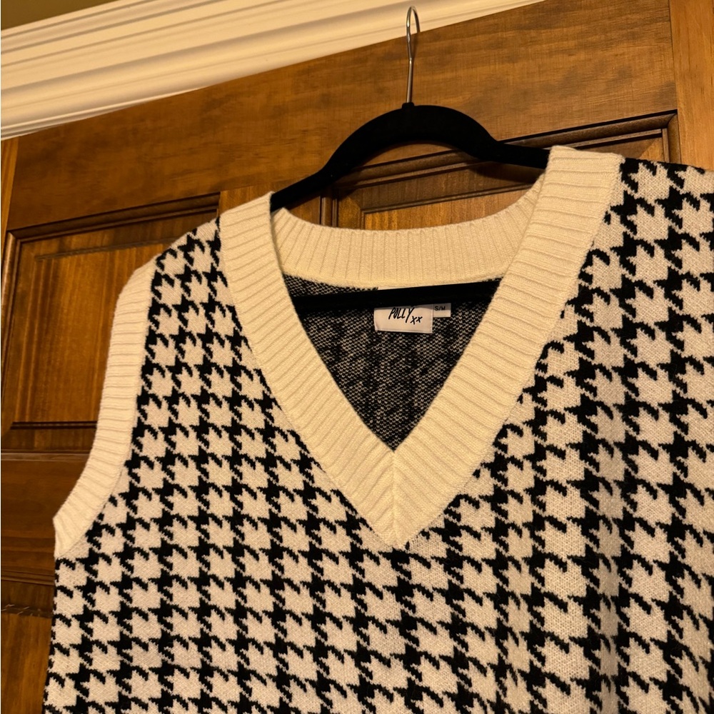 PrincessPolly Vest - Picture 3 of 4